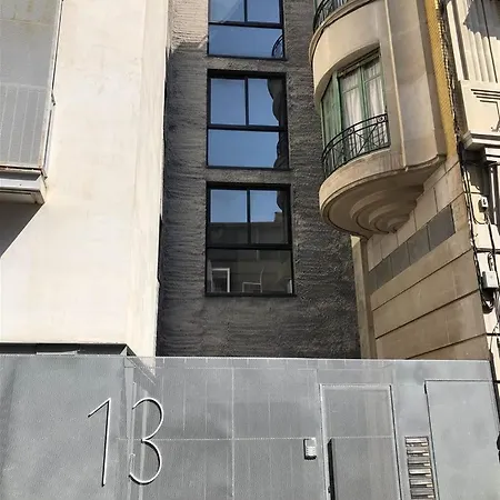 Chic And Modern In Gracia Apartment Barcelona