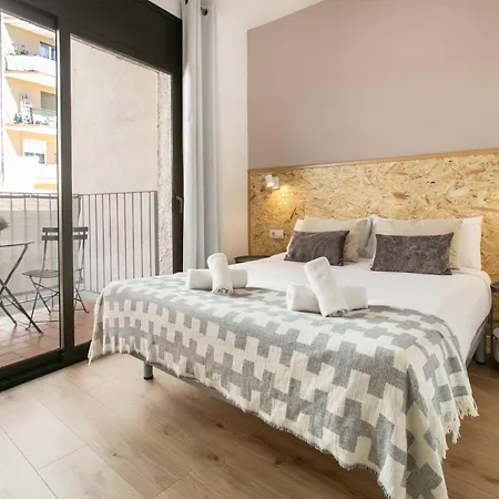 Chic And Modern In Gracia Apartment Barcelona
