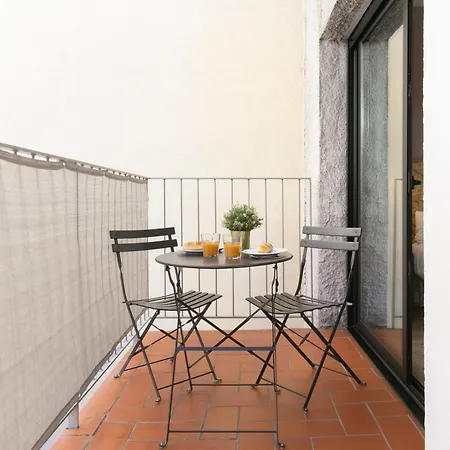 Apartment Chic And Modern In Gracia Barcelona