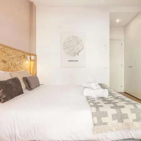 Chic And Modern In Gracia *