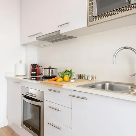 Apartment Chic And Modern In Gracia