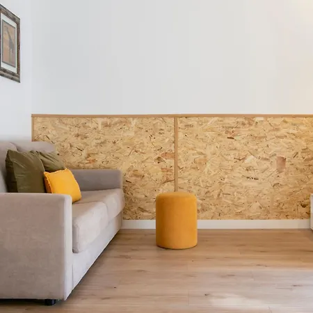 Chic And Modern In Gracia Apartment *