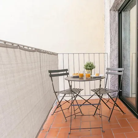 Chic And Modern In Gracia Barcelona